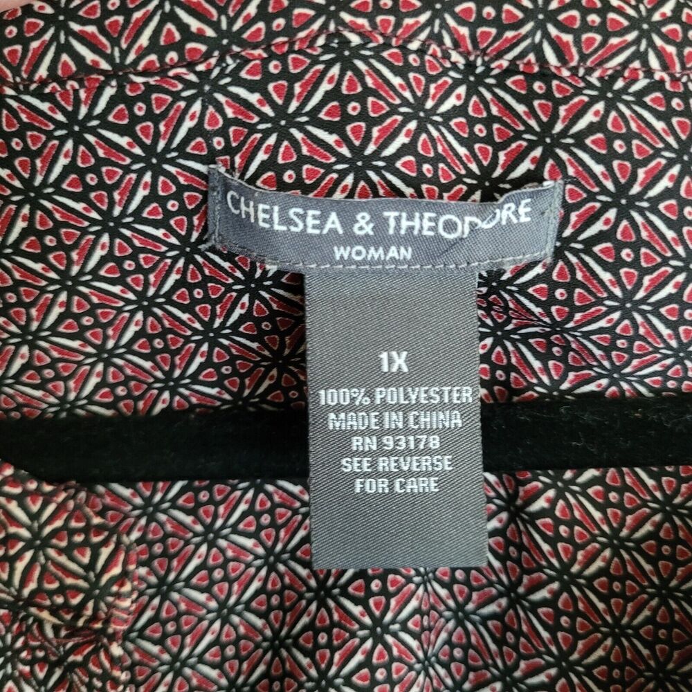 Chelsea & Theodore Womens Blouse Plus Size 1x Red Burgundy Black Geometric Boho - Picture 2 of 9